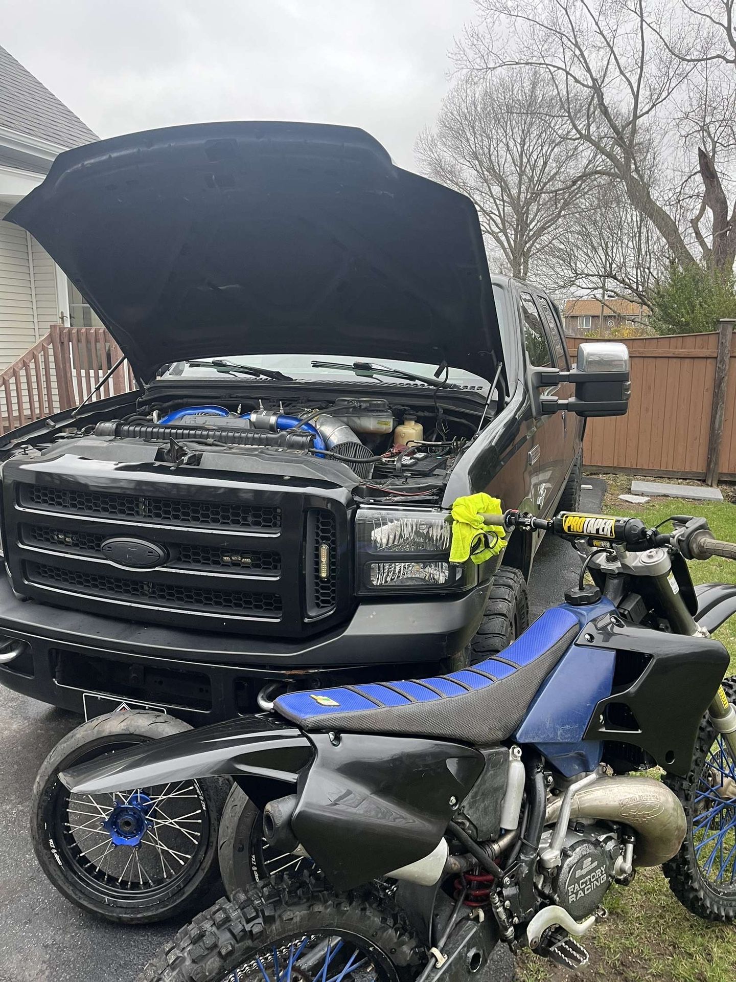 Yamaha Yz250 With A Bunch Of Goodies