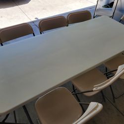 Mesas Y Sillas 
