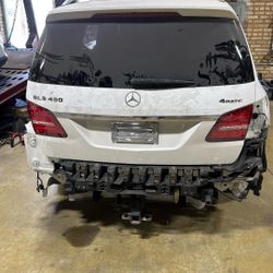 2017 Mercedes GLS 450 Lift Gate And Right Front Door 