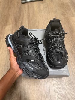 Balenciaga tracks led