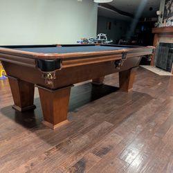 Kasson Tapered Leg Model Pool Table