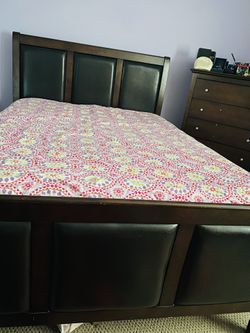 Queen Size bed Frame And Headboard (espresso Color)