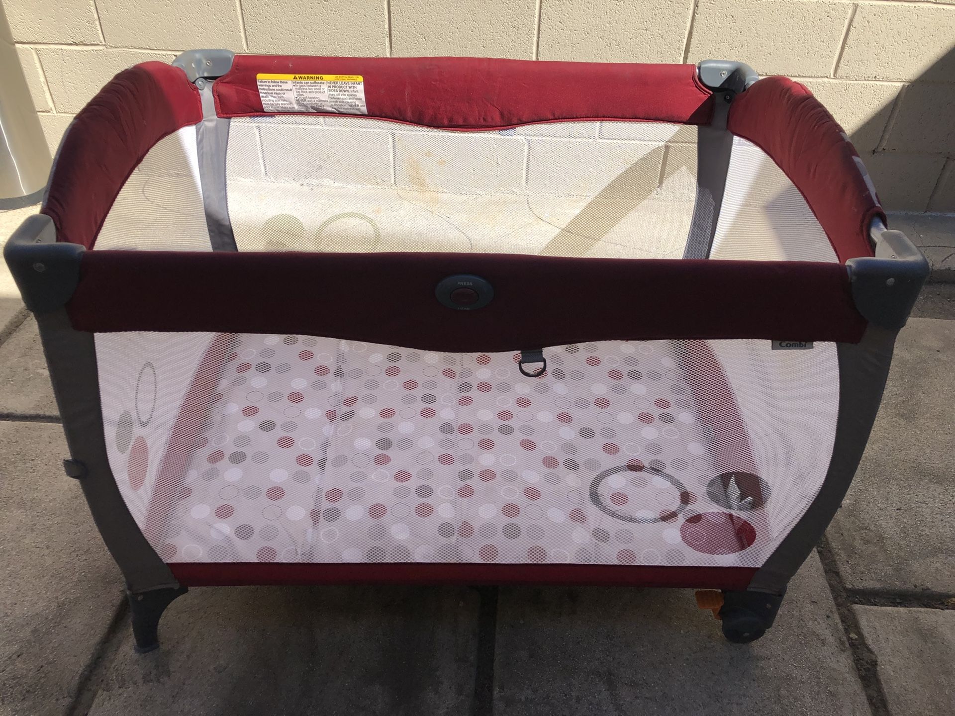 Combi playpen best sale