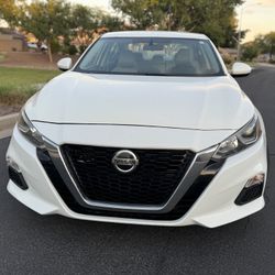 2020 Nissan Altima Sv