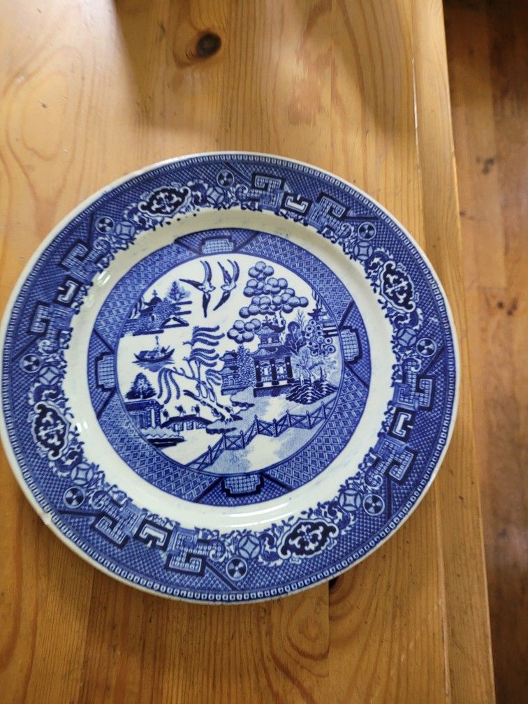 PATTERN DISHES X2