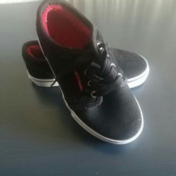 Boys Airwalk NEW Size 12