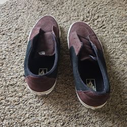 Vans Suede Low Tops Size 13 Men's Shoes