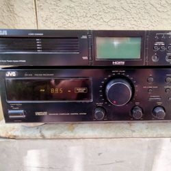 JVC <>RCA amplifiers