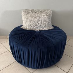 Round Ottoman 