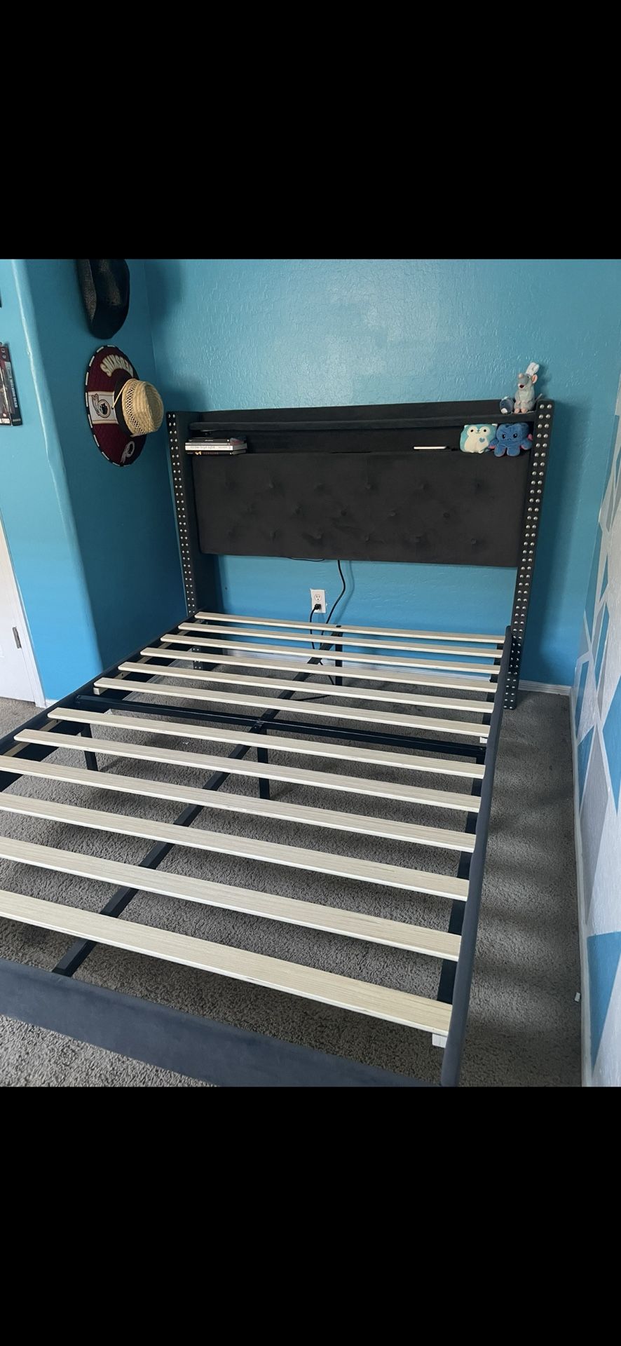 Grey Full Bed