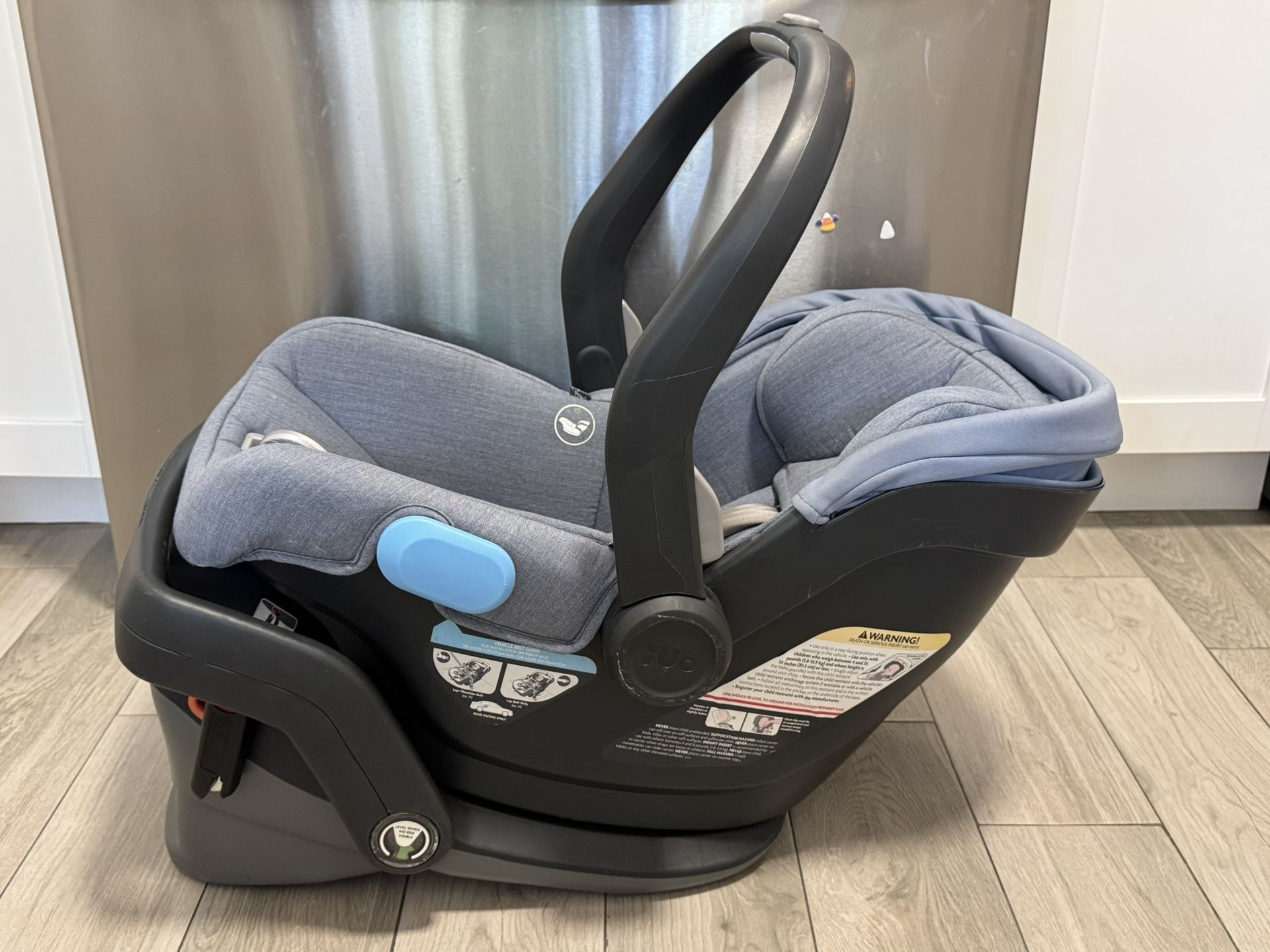 Uppababy Mesa Car seat