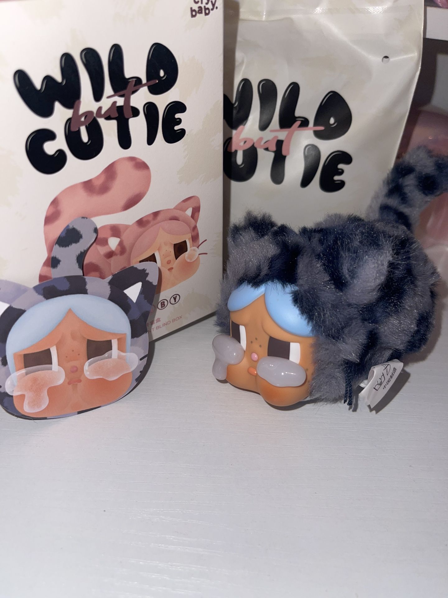 CRY BABY WILD BUT CUTE VINYL PLUSH PENDANT DENIM CUTIE
