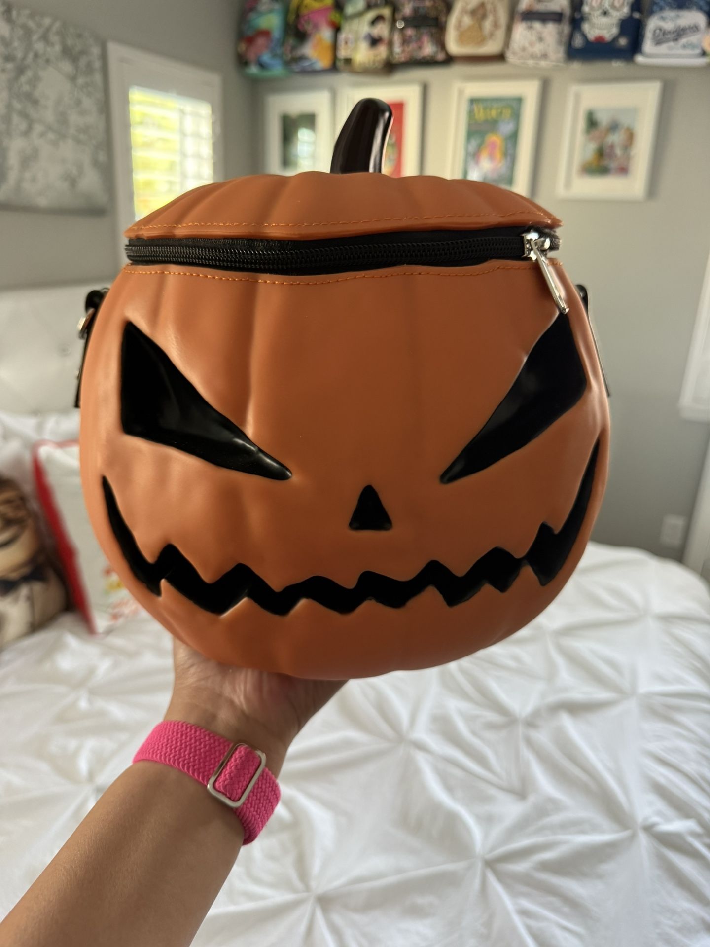 Brand New Pumpkin Sleepy Hallow Bag