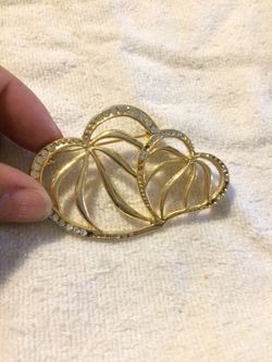 Hearts brooch