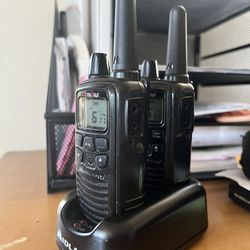 Walkie Talkie / Radio / Midland