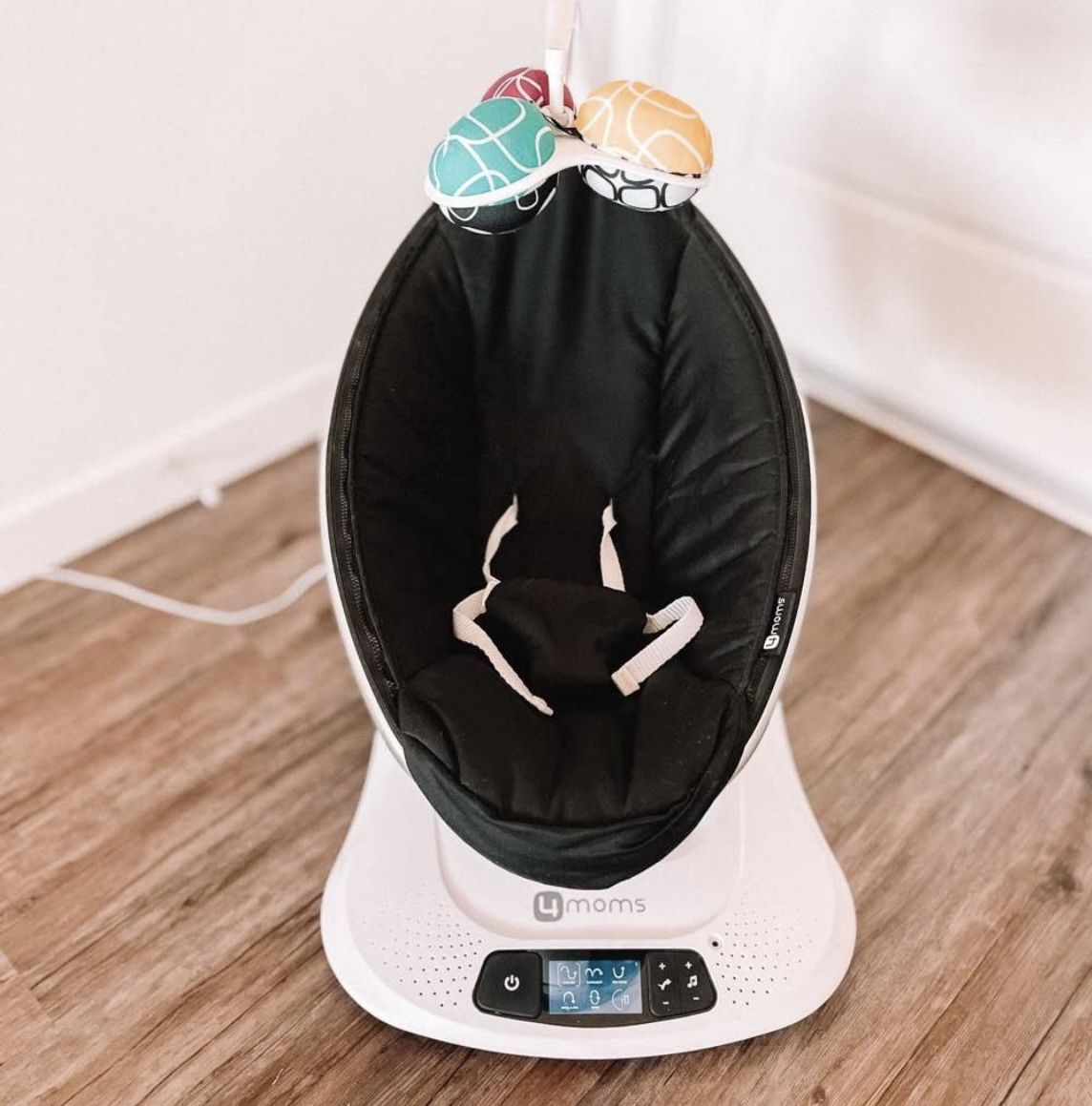 Mamaroo Baby Swing