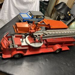 Used Vintage Fire Truck Toy The Charles WM Doepke MFG Co. Inc. Model Toys Rossmoyn, Ohio