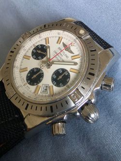 EDITION SPECIALE 30 ANNIVERSAIRE

BREITLING