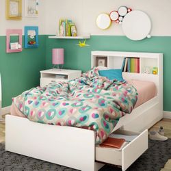 Twin Bed W/ Cubby & Mattress 