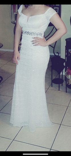 White Elegant Dress Size 5