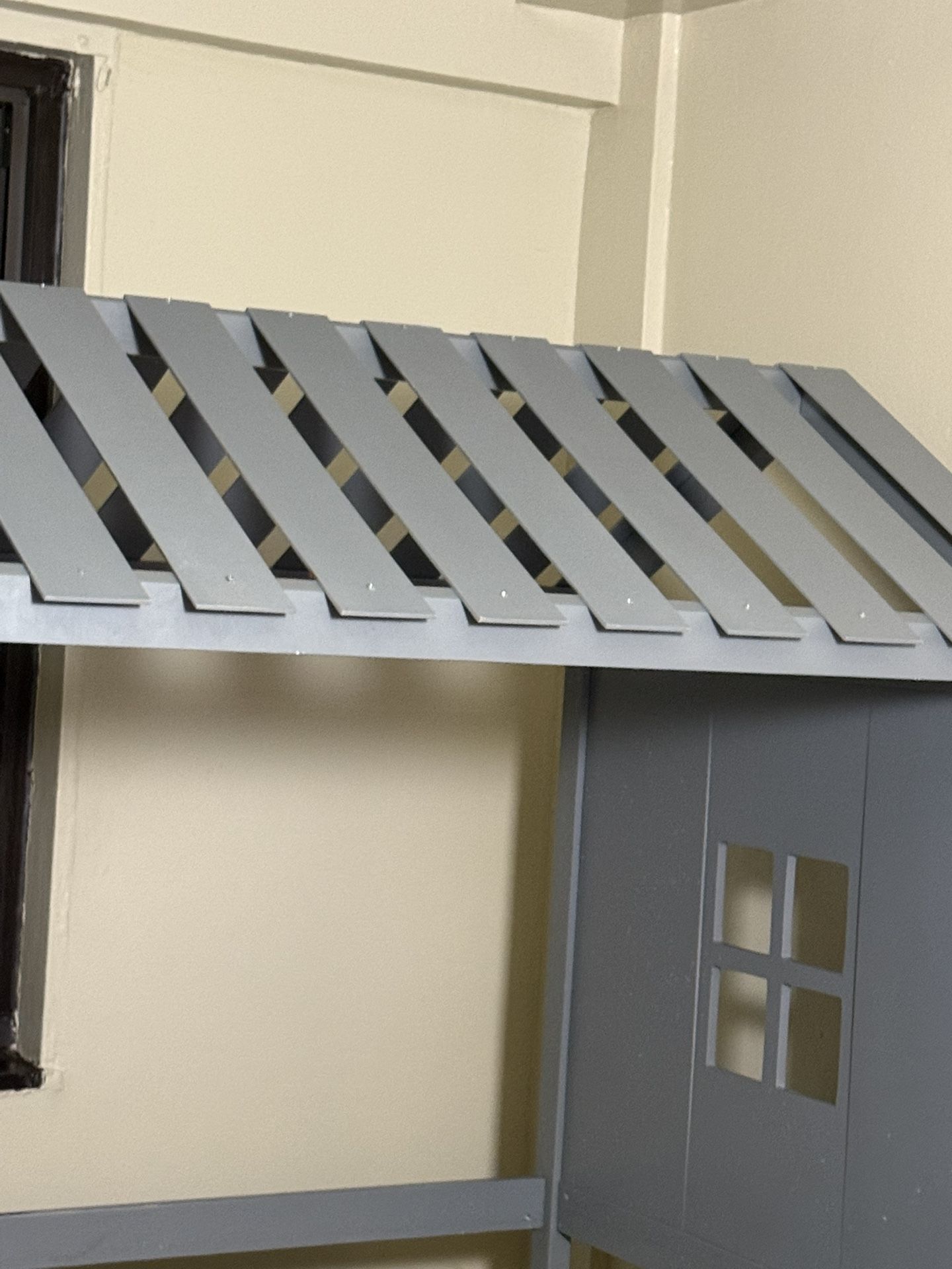 TWIN TODDLER HOUSE BED