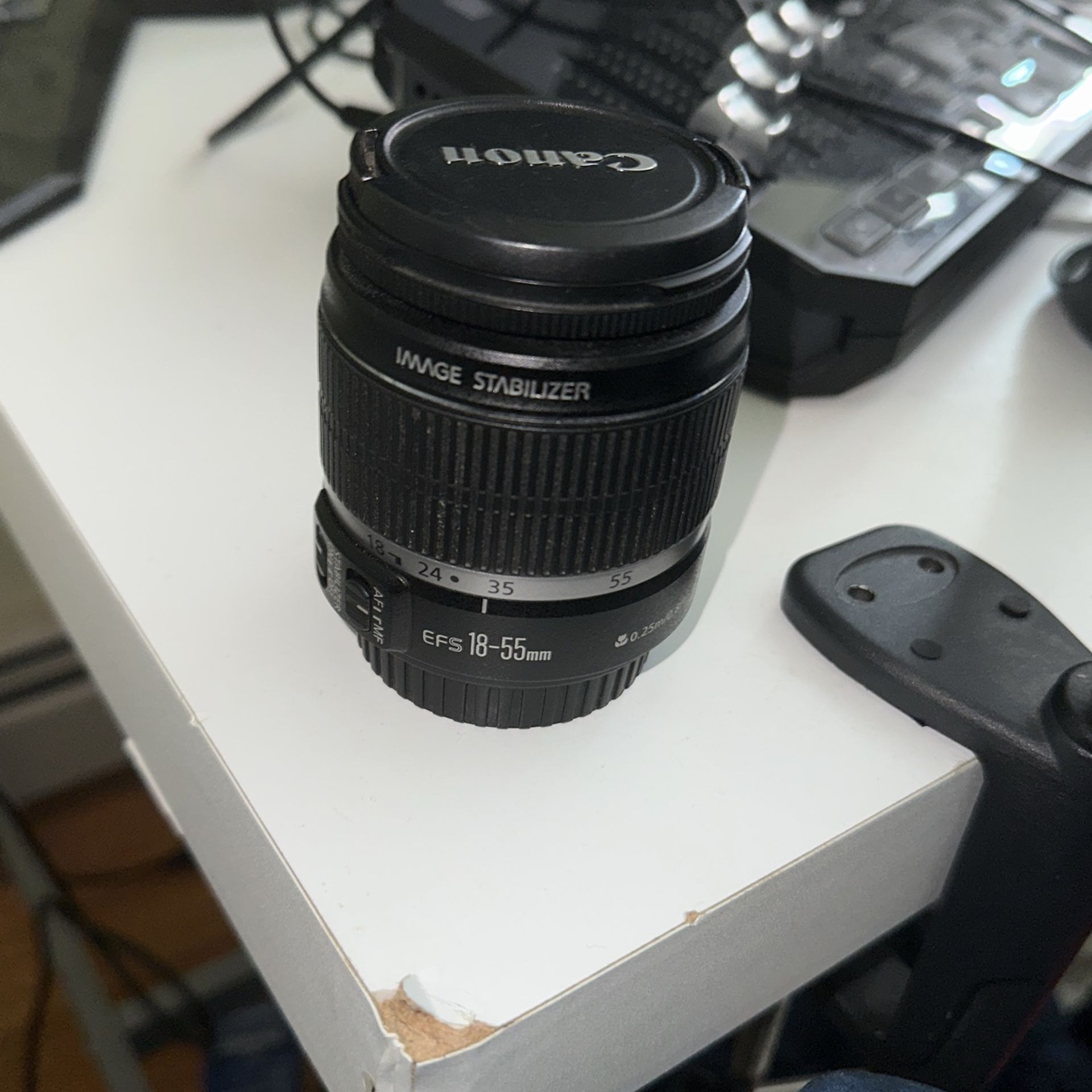 Canon EF-S 18-55mm Kit Lens