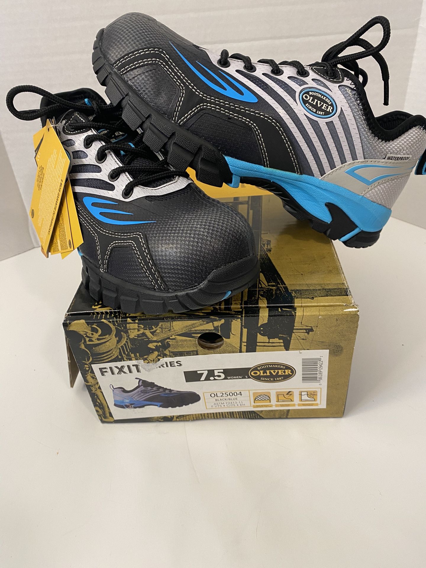 New Oliver by Honeywell Women’s Size 7.5 Fixit Waterproof Composite Toe Work Shoes Hiking Boots