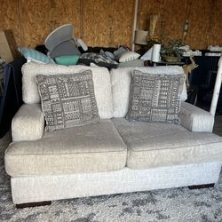 Deltona Loveseat, Parchment by Ashley Furniture