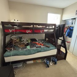 Bunk Bed-Twin Over full 