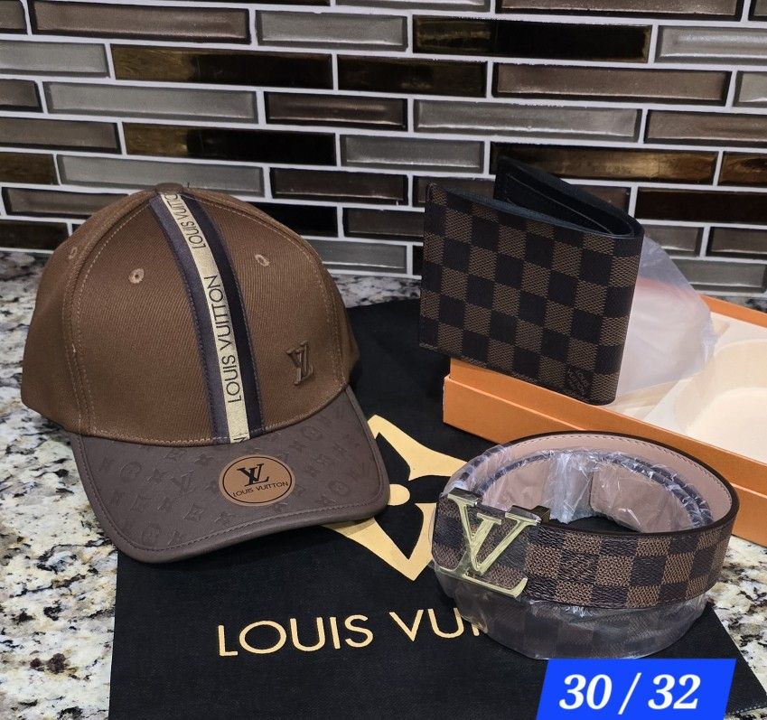 hat , belt and wallet 