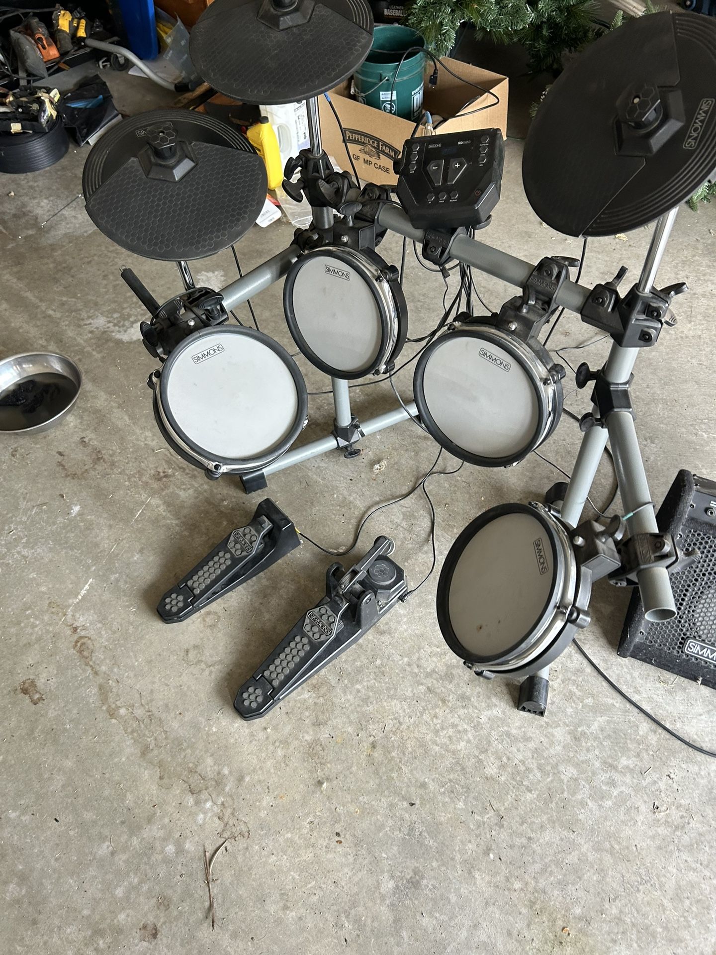 Simmons SD-350 Drum Set And Amp