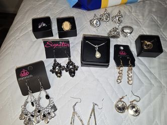Lot of Jewelry