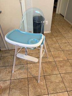 Children of design High chair