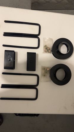 Level kit/wheel spacers/mirror