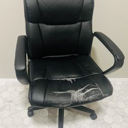 FREE Office Chair - Comfy but has peeling leather