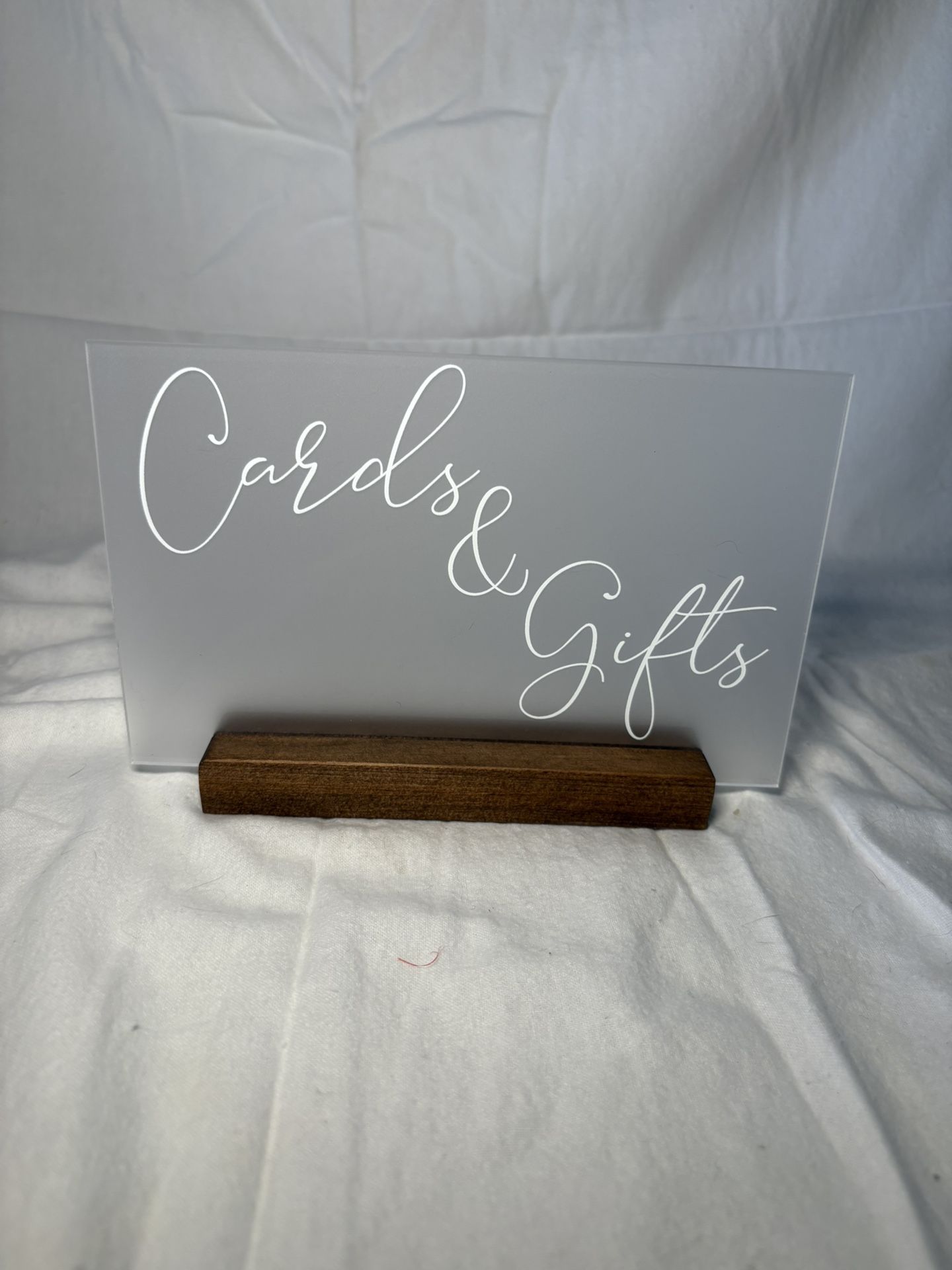Wedding cards and gifts sign