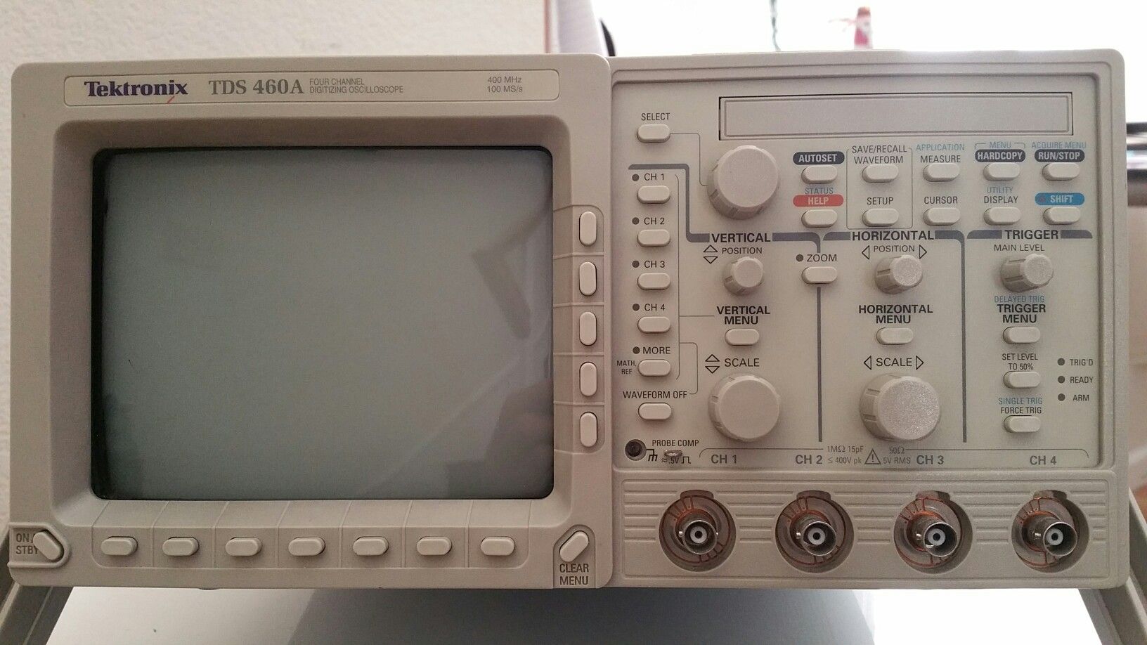 Tektronix TDS 460A Digital Oscilloscope. Tested working
