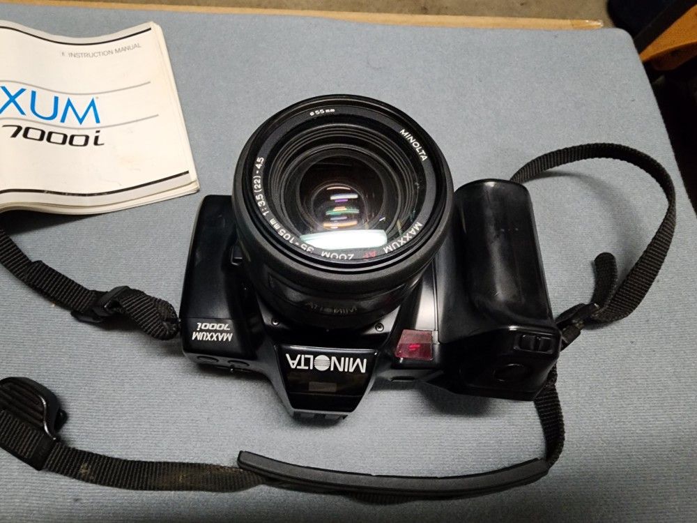 Minolta 7000 I Camera