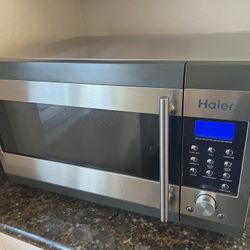 Haier Microwave Oven With Broiler 