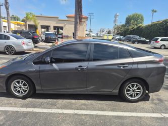Toyota Prius 2017