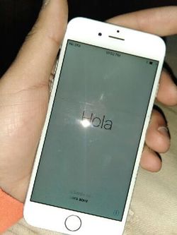 iPhone 6s 128gb like new. Unlocked ready to go. Great condition.