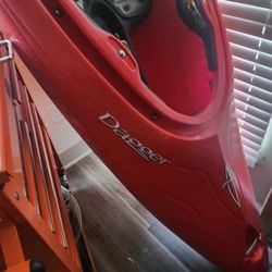 DAGGER Axis 8.1 Crossover Kayak