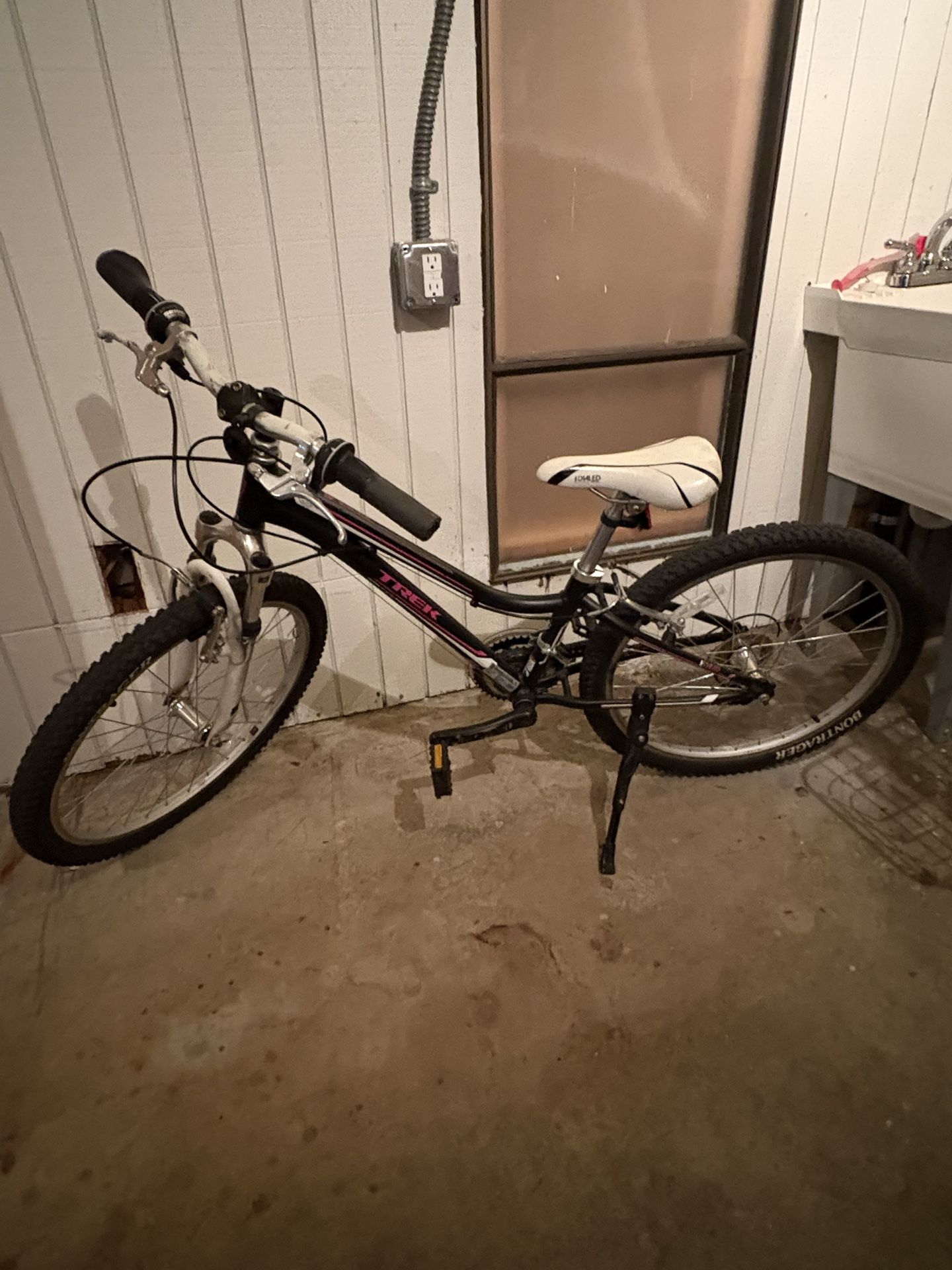 Trek Bike 220