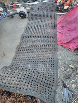 Large Black Rubber Drainage Mat