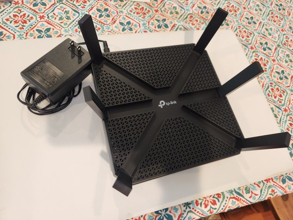 TP-LINK Archer C4000 Tri-Band Wifi Router