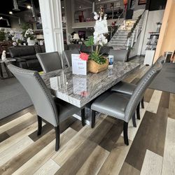 7 Pc Dining Table 
