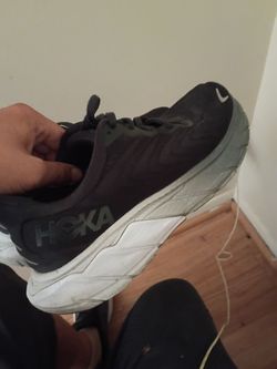 Hoka Men's Clifton 8 Running Shoes size 8.5B