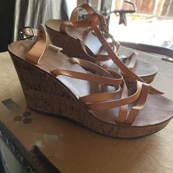 Women Wedges Size 10 - USED