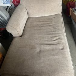 Lounge Couch 