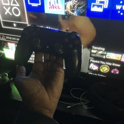 Play Station 4